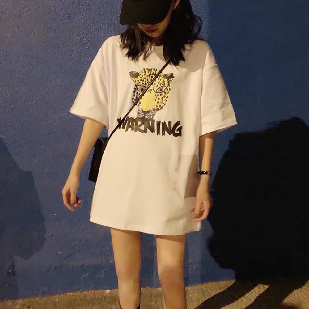 Oversized tee